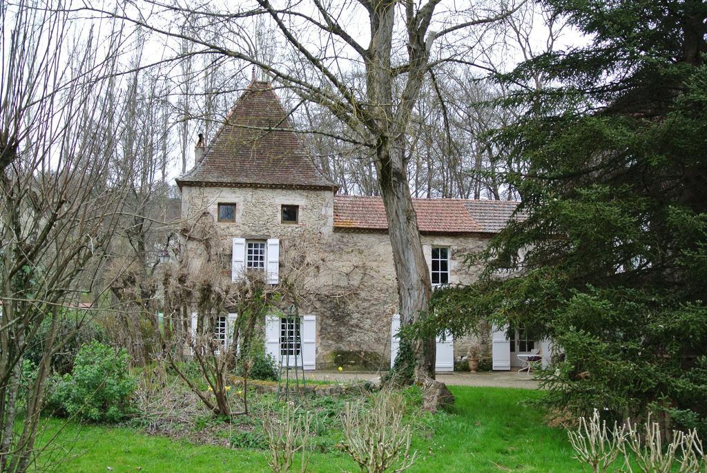 Moulin De Repassat Etape Voie Verte Bazens ภายนอก รูปภาพ